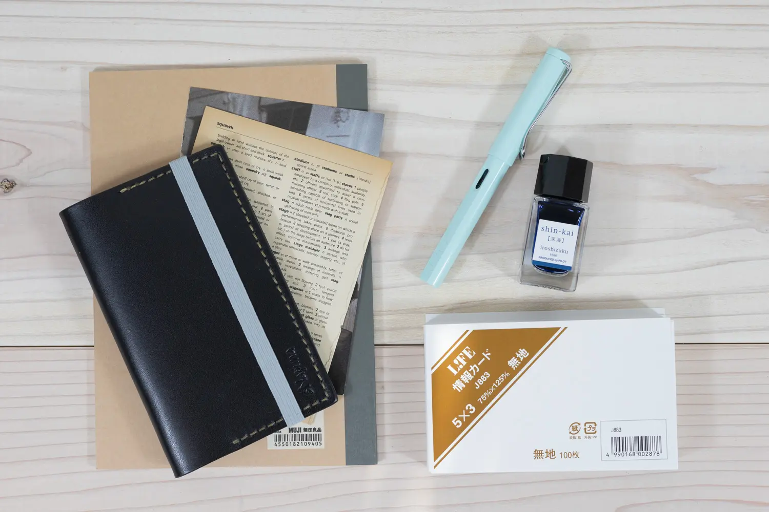 情報カードケース（5×3インチ）】／4色から選べる／対応サイズ：125