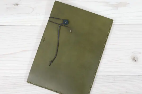 A4ファイルケース（A4クリアファイルが収納可能）】／4色から選べる