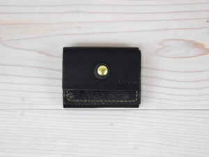 cogatta（B）ヴォーノオイル：ブラック／超小型財布／の商品画像01