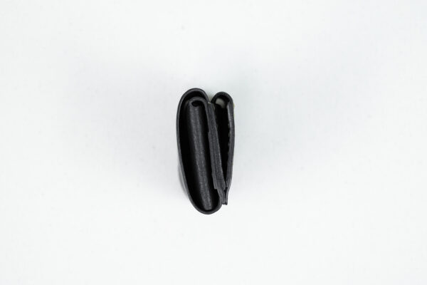 gyuttoヴォーノオイル：ブラック／超小型財布／の商品画像05