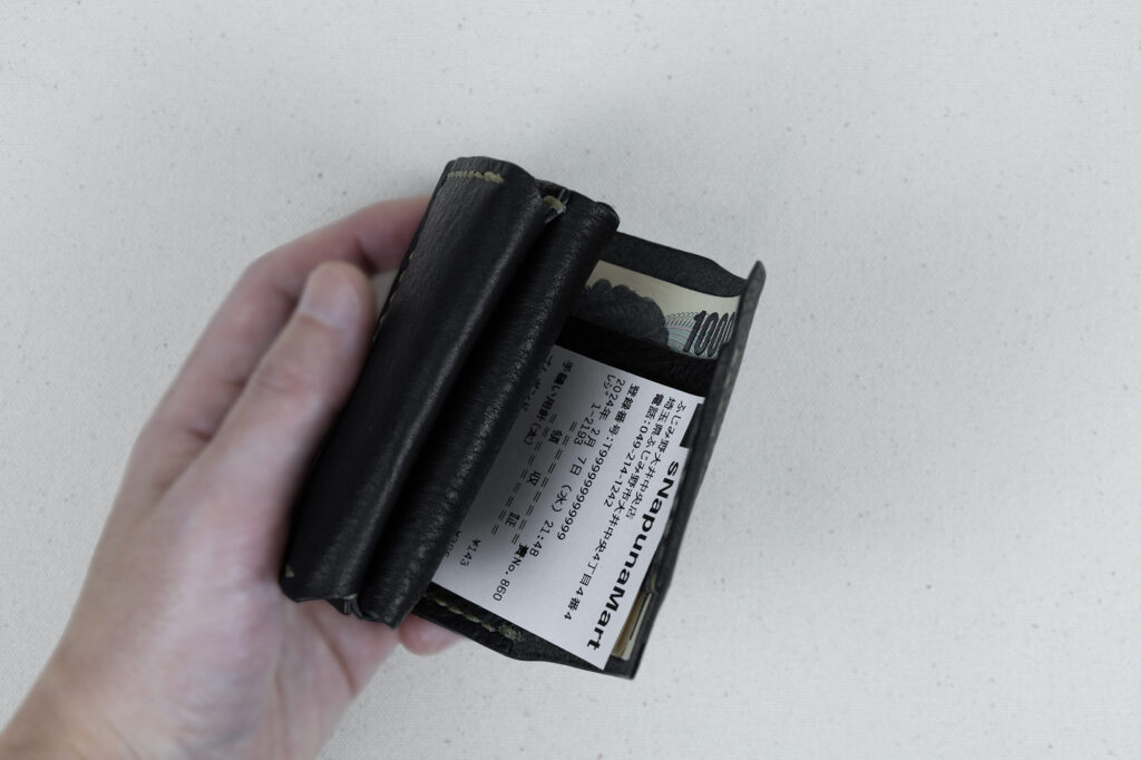 gyuttoヴォーノオイル：ブラック／超小型財布／の商品画像11