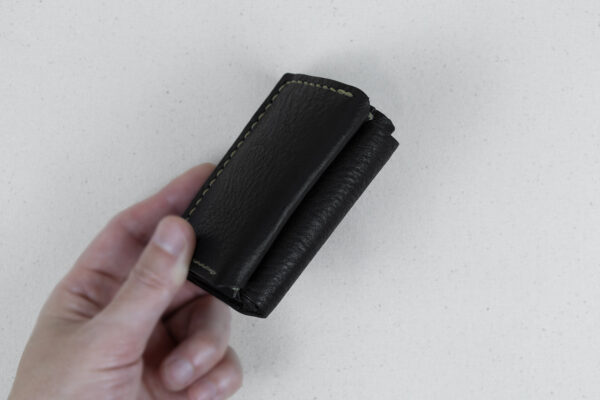 gyuttoヴォーノオイル：ブラック／超小型財布／の商品画像12