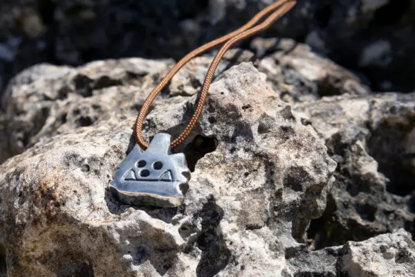 シルバー925シュナウザーチャーム 約3cm シルバー925シュナウザーチャーム 約3cm